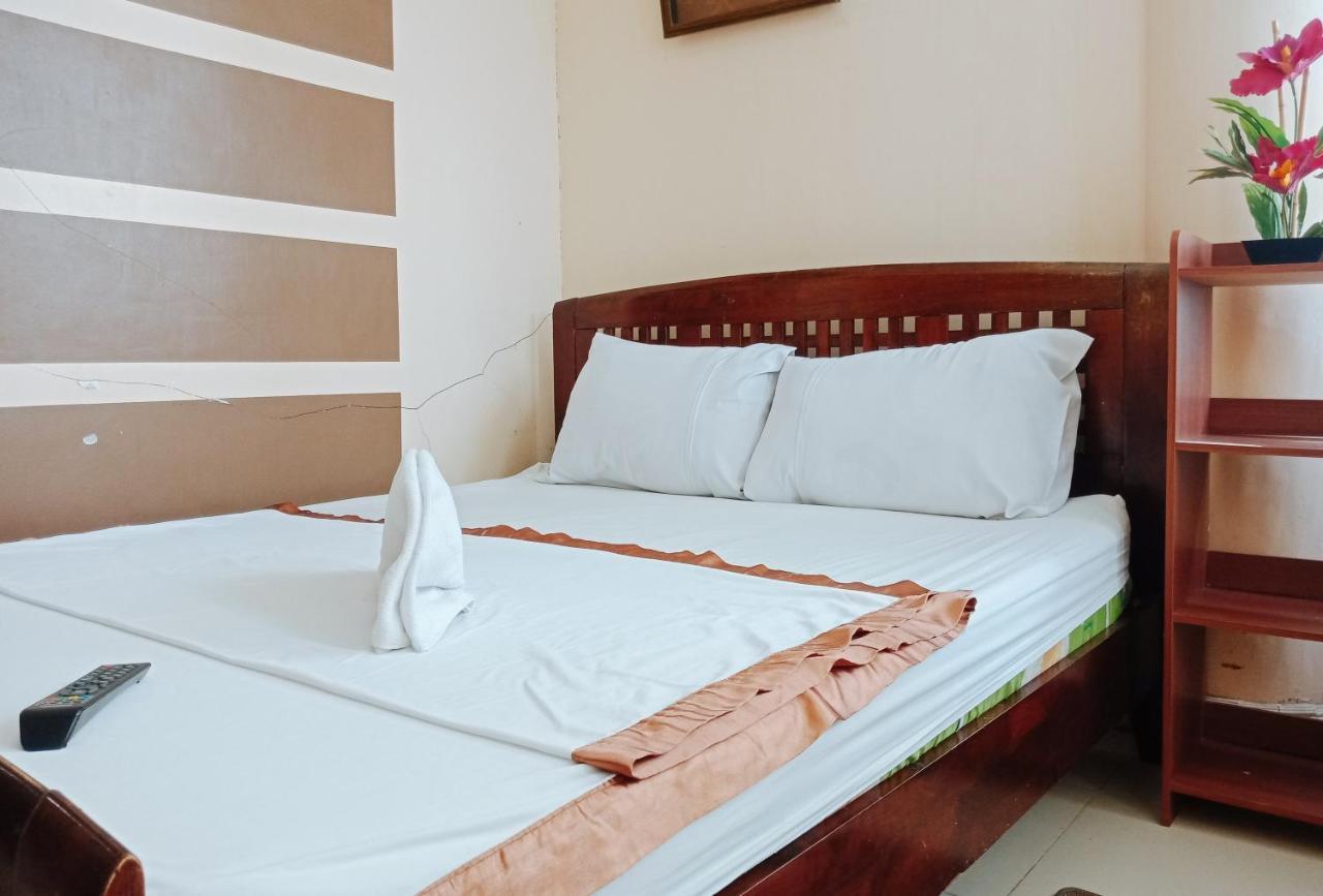Villa Asuncion Country Inn And Resort Iloilo By Reddoorz Tigbauan Exterior foto